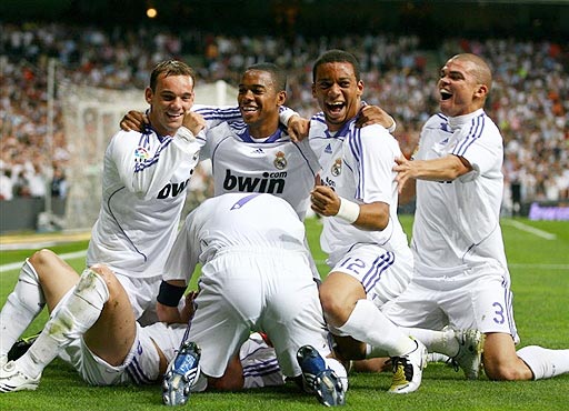 拉斯帕多里：巴萨与皇马都非常强大，但我觉得马竞同样出色（拉斯帕多里：巴萨皇马实力强劲，马竞并不逊色）