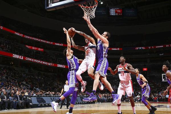 利雅得胜利友谊赛首发：C罗领衔！菲利克斯、伊尼戈在列（利雅得胜利友谊赛首发出炉：C罗挂帅，菲利克斯与伊尼戈入列）