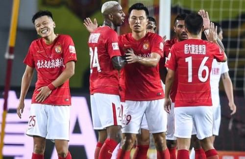 阿斯：西班牙考察帕尔马高中锋马特奥，与阿根廷争夺其代表权（西媒：西班牙足协考察帕尔马高中锋马特奥，阿根廷与之争夺国家队归属）