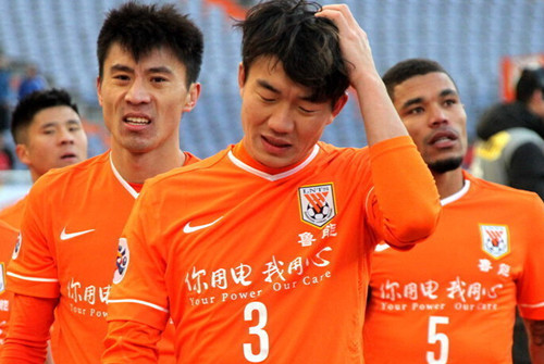 就在今天，12月6日下午！中超传来了山东鲁能、韩鹏和上海申花的新消息（今日12月6日下午，中超传出山东鲁能、韩鹏与上海申花最新动态）