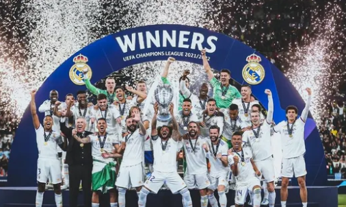 外媒：国米正在尝试引进哈伊杜克18岁中卫布拉尼米尔（外媒称国际米兰有意签下哈伊杜克18岁中卫布拉尼米尔）